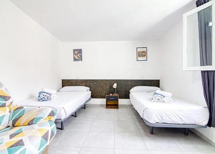 アパート Porches D52